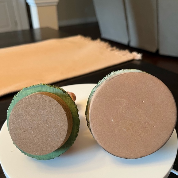 Set of two Bath & Body Works candle toppers - Picture 6 of 6